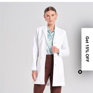 Women's Merit P. Slim Fit 31" Lab Coat